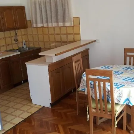 In Stari Grad Hvar With Terrace, Air Conditioning, Wifi, Washing Machine 5028-1 Apartment *