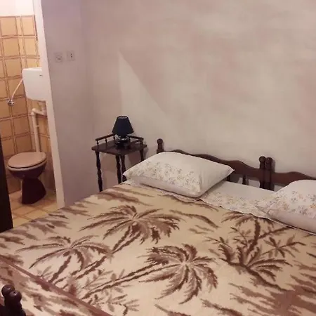 In Hvar With Terrace, Air Conditioning, Wifi, Washing Machine 5028-1 Stari Grad (Hvar)